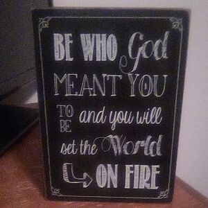 Inspirational Black and White Wall Decor